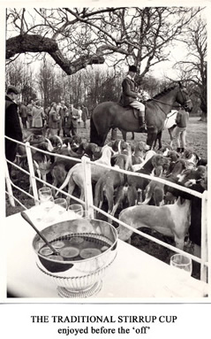 Stirrup cup